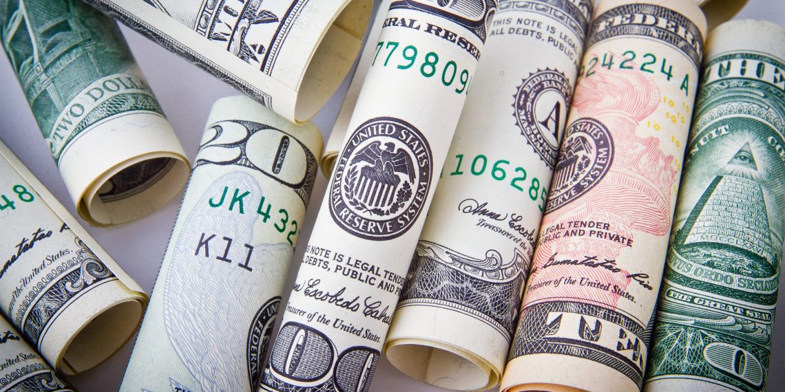 Compra de Bonos y Deuda del Estado