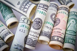 Compra de Bonos y Deuda del Estado